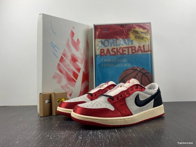 HYPE OG Away Room FN0432-100 x Air Low Trophy 1 Jordan 0821